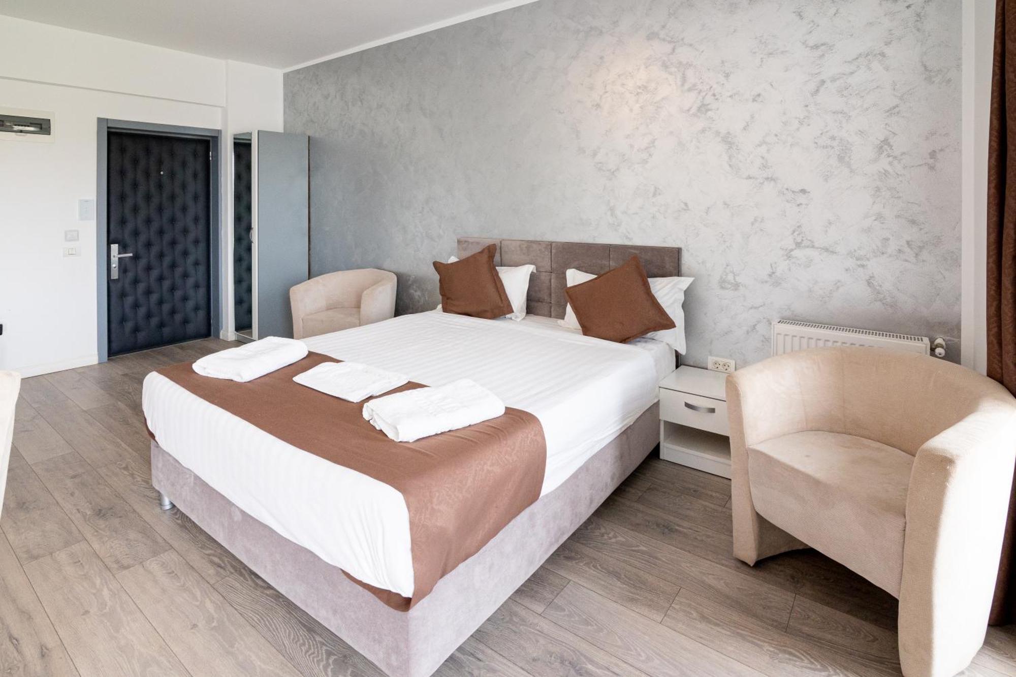 Miramare Residence Aparthotel Navodari Dış mekan fotoğraf